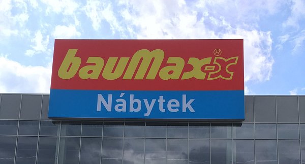 Světelné panely, výstrče