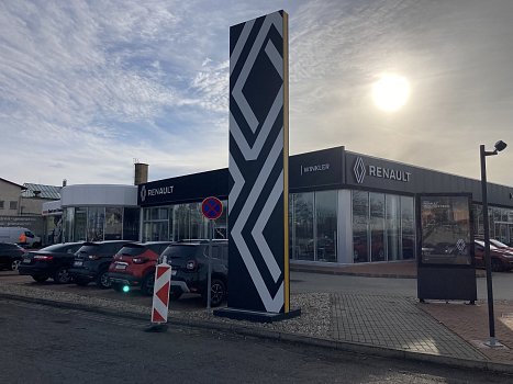 Reklamní totemy a pylony