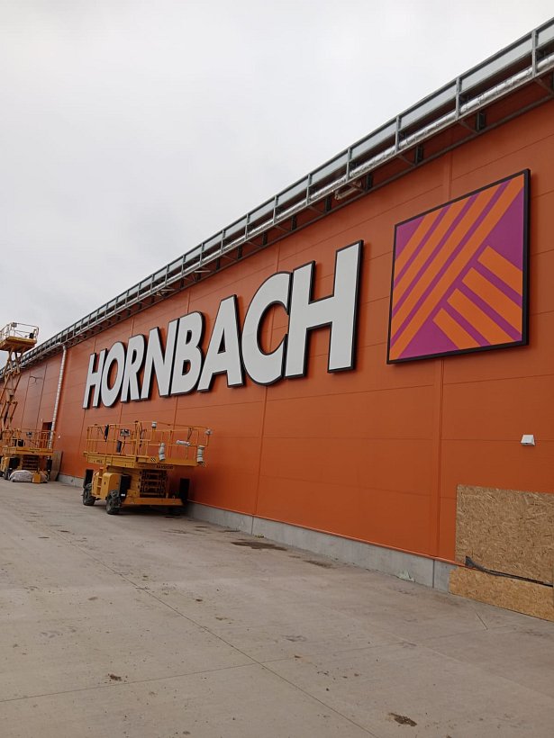 HORNBACH Trnava, Slovensko
