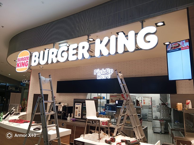 BURGER KING Bory Mall