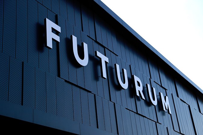 Non-illuminated 3D letters and logos (alternative)